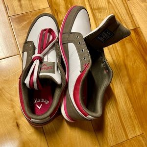 Callaway Ladies Golf shoes size 7 - new never worn 2 sets of laces pink/white